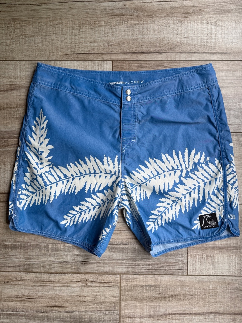 Quiksilver for J.Crew Board Shorts Blue Fern Print Men’s Size 34